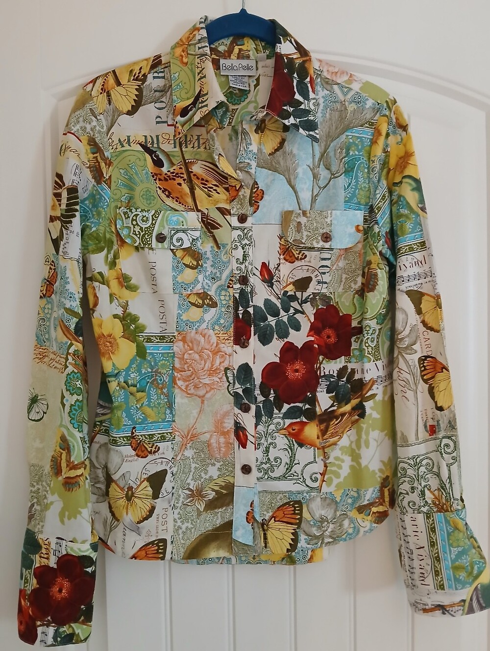 French Bella Pelle Floral & Butterfly Button-Up Shirt Blouse